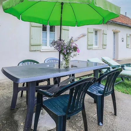 בית נופש Pet Friendly Home In Gueschart With Wifi *